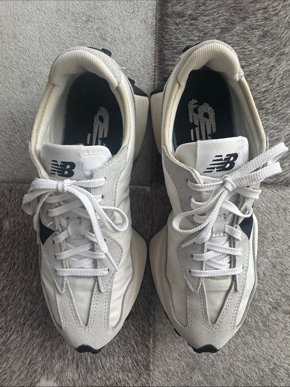 New Balance Women's 327 Athletic Sneakers - Picture 5 of 9